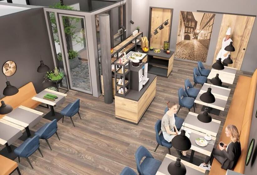 Central Hotel & Lounge Adult Only