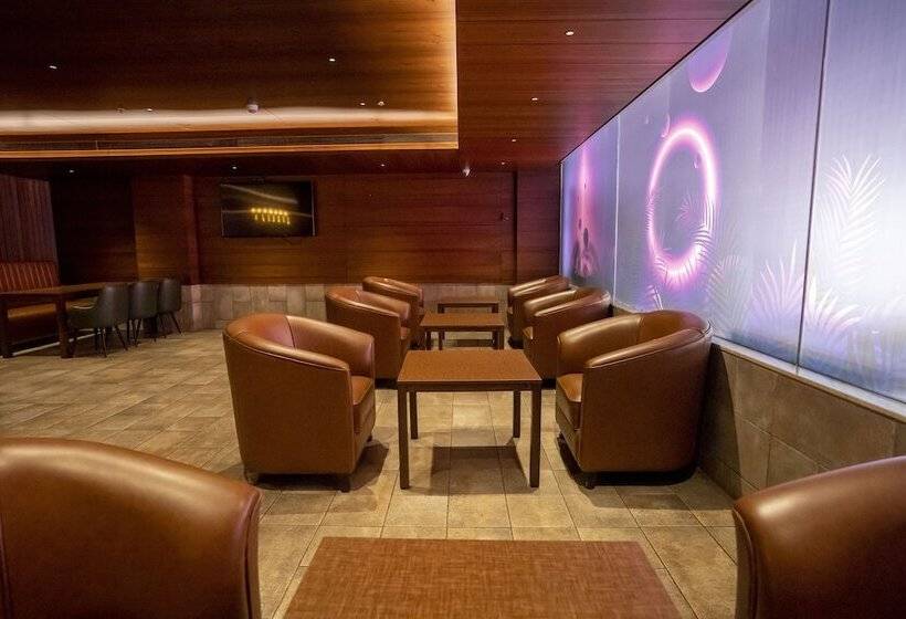 فندق Ananth The Grand