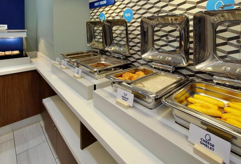 酒店 Holiday Inn Express & Suites Chicago   Oak Forest, An Ihg