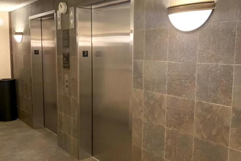 בית מלון כפרי Troy Inn