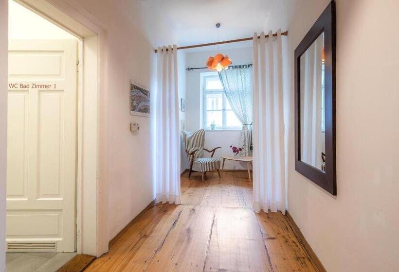 پانسیون Goldenes Schiff