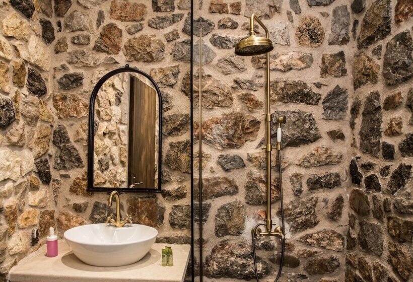 Agrilia Koromili Retreat