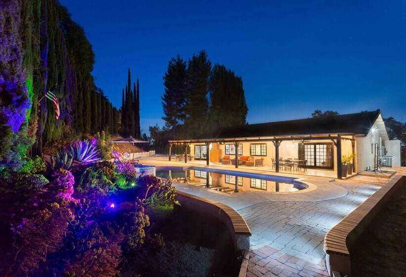 Colven By Avantstay Pool + Spa Near Golf Course