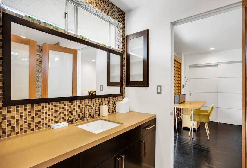 Edwin By Avantstay Hollywood Hills Luxury + Pool