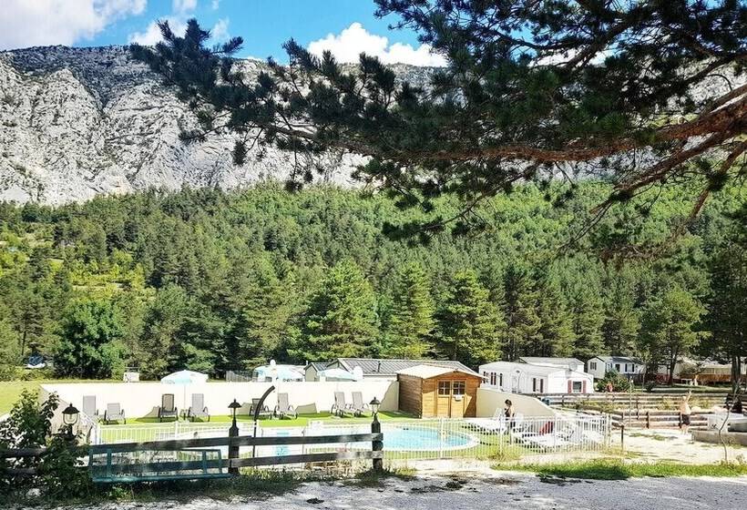 فندق Camping La Pinatelle