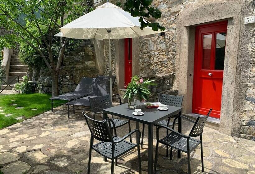 فندق Medieval Mountain Oasis With A Private Garden And Incredible Mountain View
