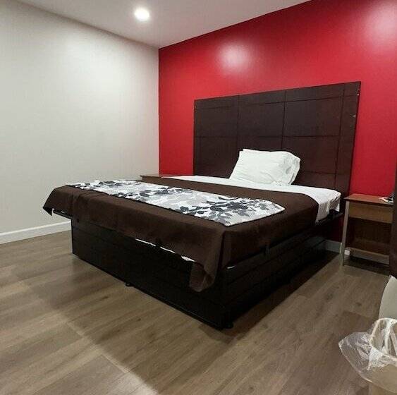 Lindenhurst Motel