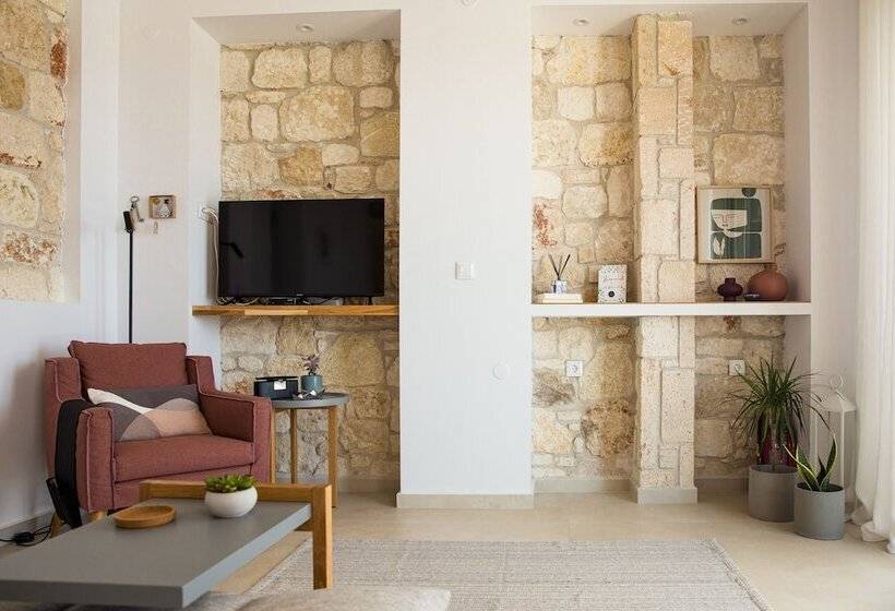 پانسیون Arthill Eco Villas