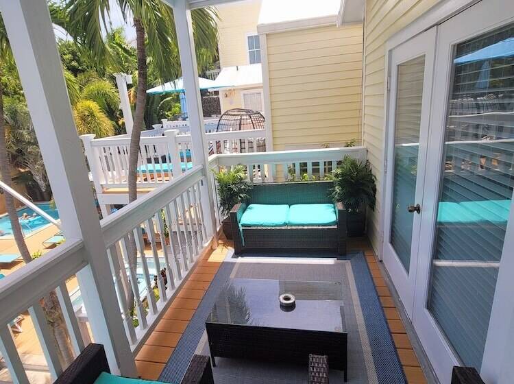 פנסיון Bishop Hotel Key West