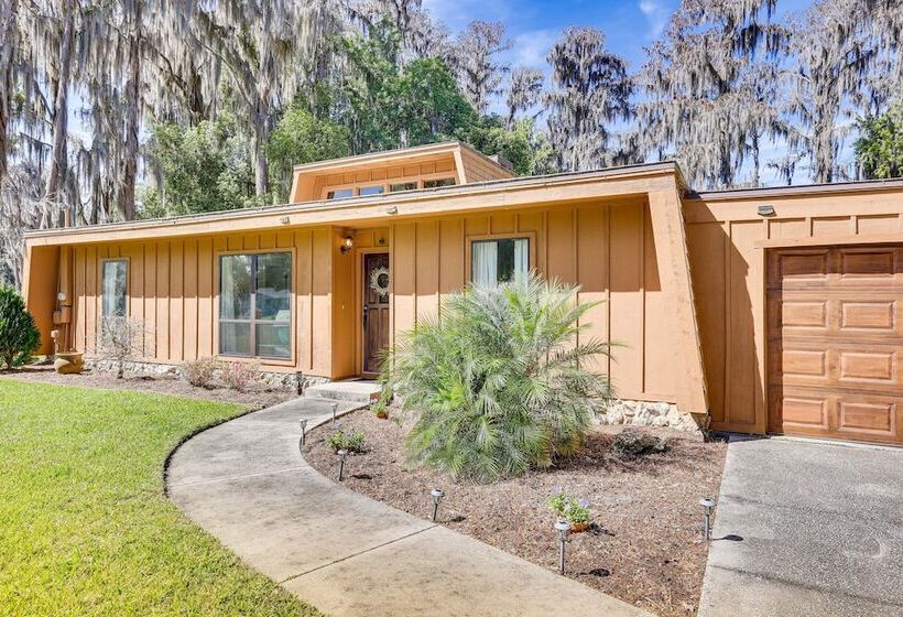 Unique Melrose Home W/ Private Dock & Lake Access!
