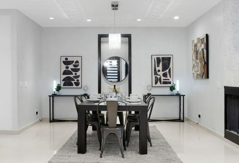 Walefield By Avantstay Mid Wilshire Home + Pool