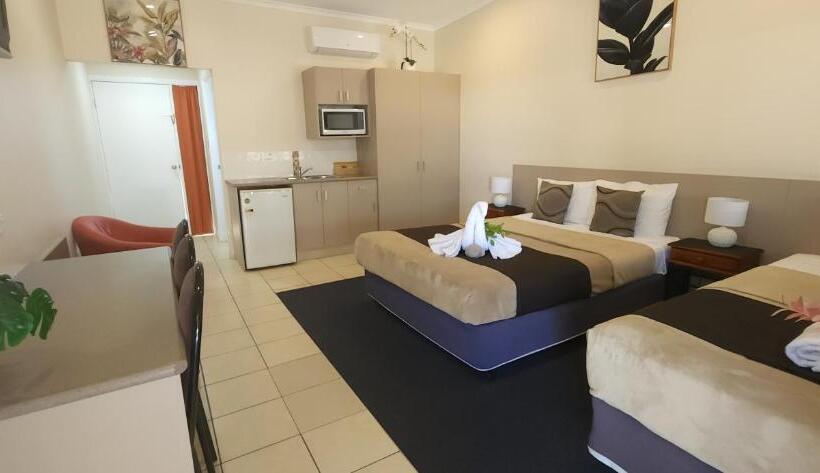 Charters Towers Motel