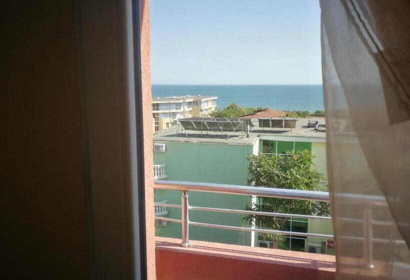 Femili Hotel Diveda