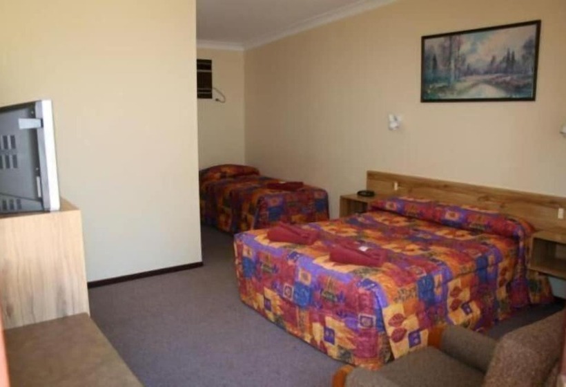Wagon Wheel Motel & Units