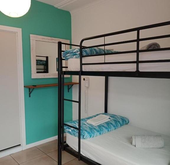 هاستل Ozzie Pozzie Backpackers   Port Macquarie Yha