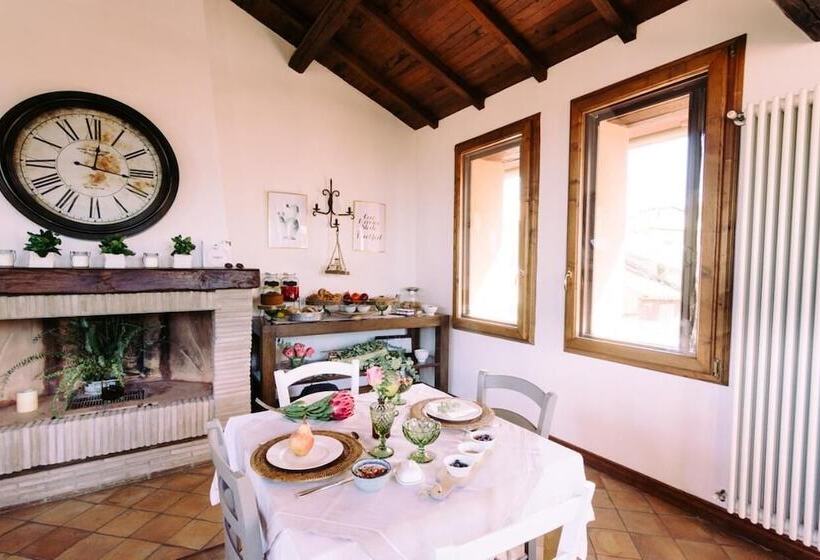 تختخواب و صبحانه Al Palazzetto