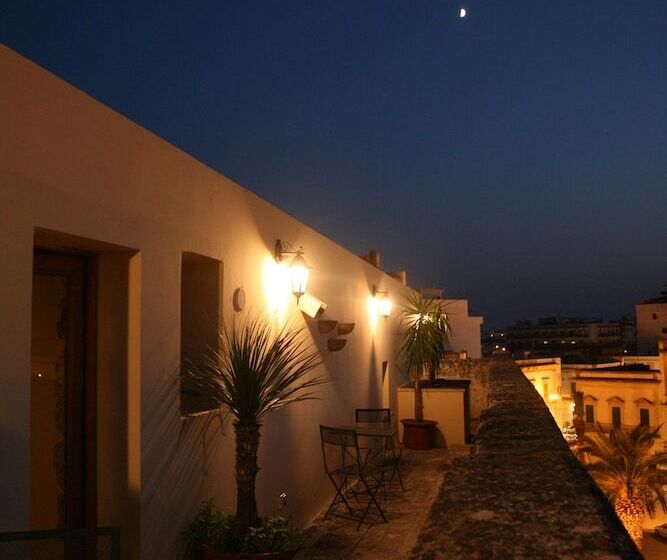 مبيت وإفطار Castello Castriota Scanderbeg