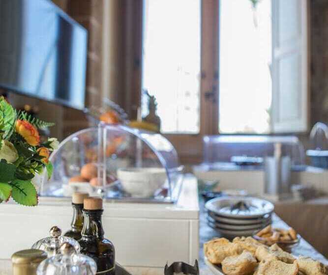 مبيت وإفطار Castello Castriota Scanderbeg