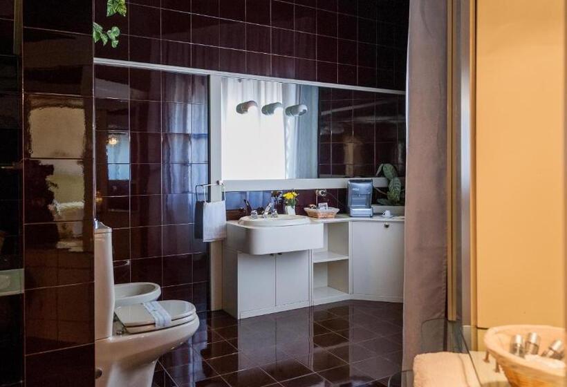 تختخواب و صبحانه Villa Magnolia Luxury Suites