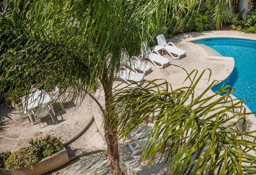 تختخواب و صبحانه Villa Magnolia Luxury Suites