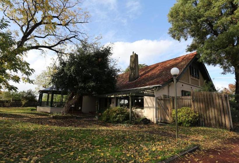 Colwyn House Bed & Breakfast & Stable Cottage