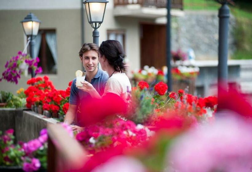 בית מלון כפרי Albergo Castello Da Bonino