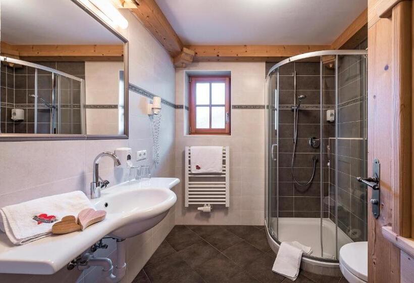 فندق Chalets Almdorf Haidenberg