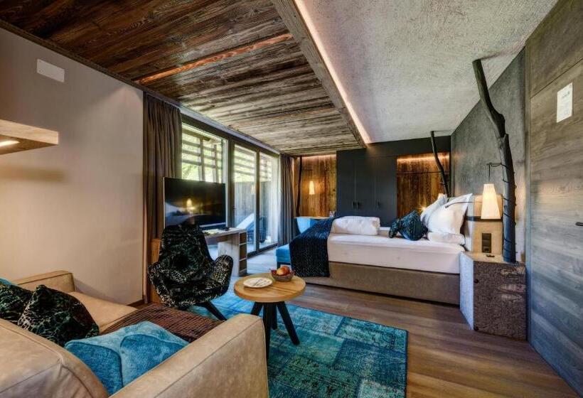 Отель Andreus Resorts