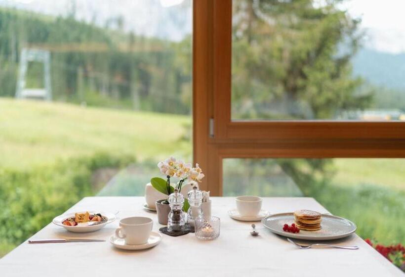 Отель Moseralm Dolomiti Spa Resort