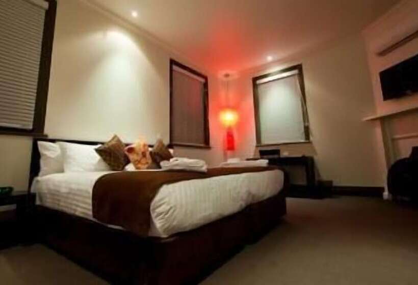 هتل The Burwood Inn