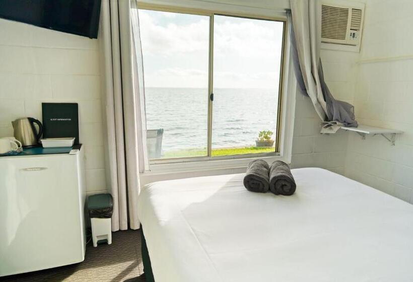 Meningie Waterfront Motel