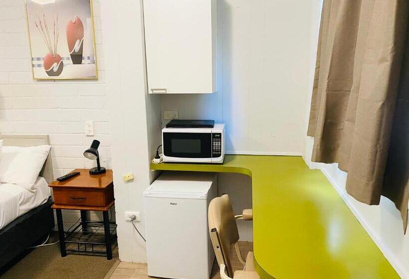 Millers Cottage Motel