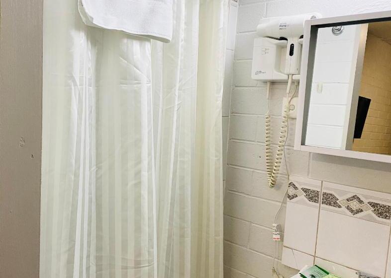 Millers Cottage Motel