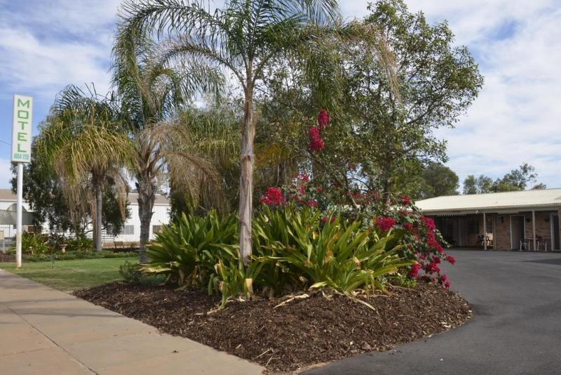 汽车旅馆  Charleville Waltzing Matilda Motor Inn