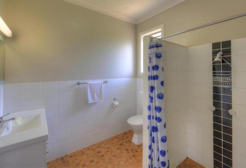 فندق على الطريق Hilldrop Motor Inn
