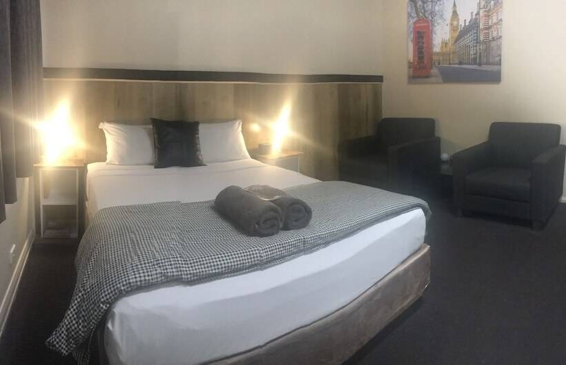 Wattle Tree Motel