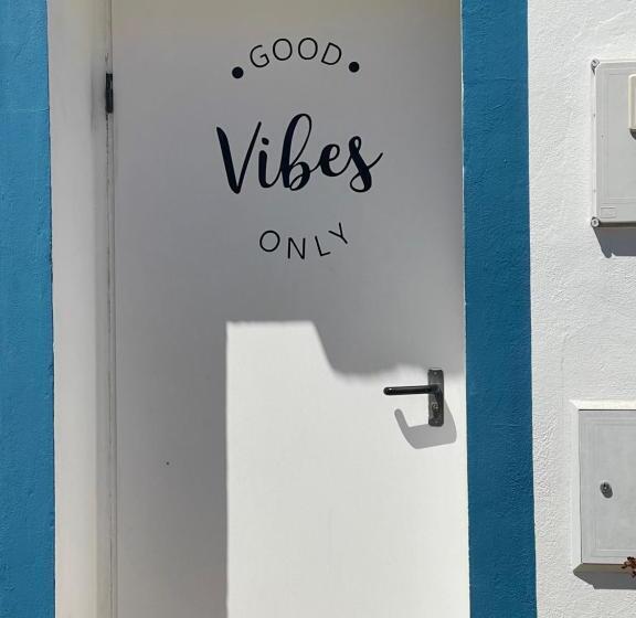 צימר Alentejo Zen Bnb, Cozy Suite, Patio, Private Pool And Entrance, Fire Pit