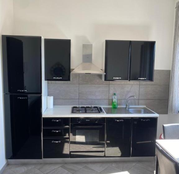 تختخواب و صبحانه Nero Chupiteria The Time Avanzato