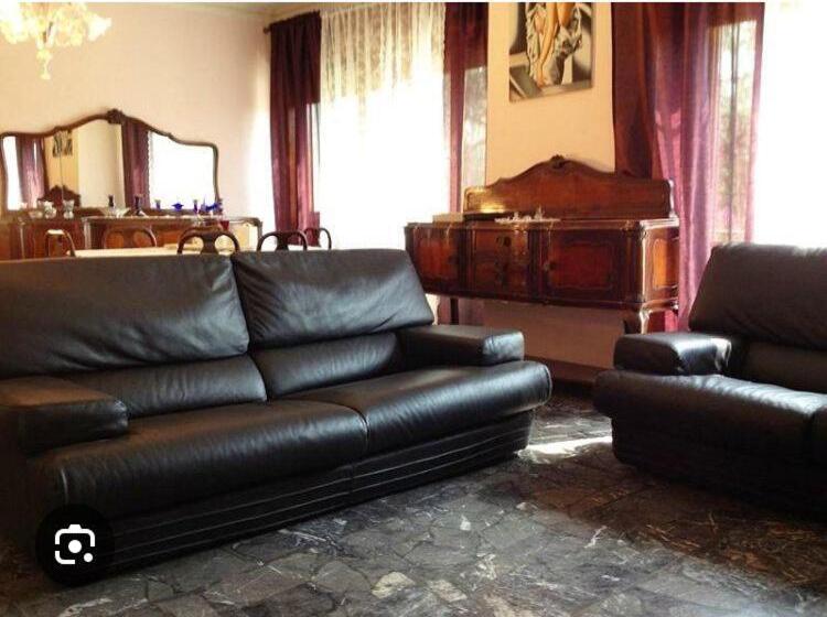 مبيت وإفطار Villa In Campagna