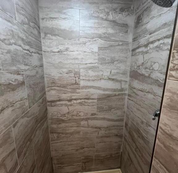 هتل Welcome Inn & Suites East Chase/pike Road