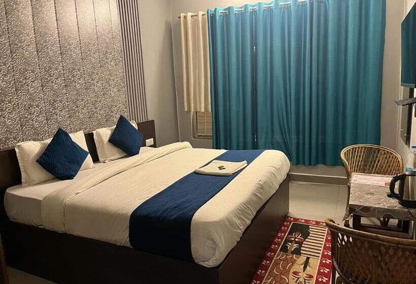 فندق Devoy Inn By Namastexplorer