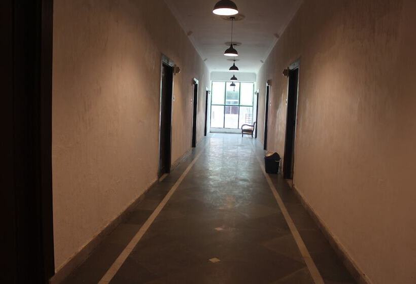 ホテル Shree Chitra Residency By Grb