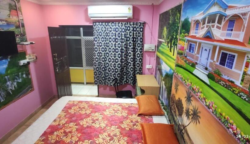 호텔 Sri Bagavan Lodge