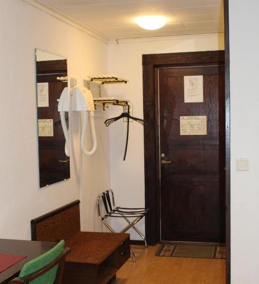 호스텔 Emmaboda Hotell Amigo Long Stay