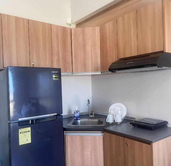 Lj Staycation Condo Rentals