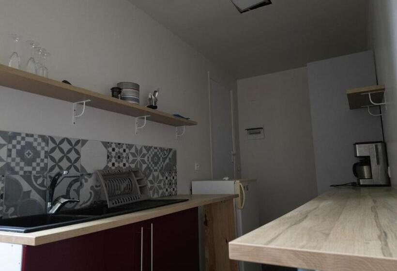 호스텔 Dortoirs 12per