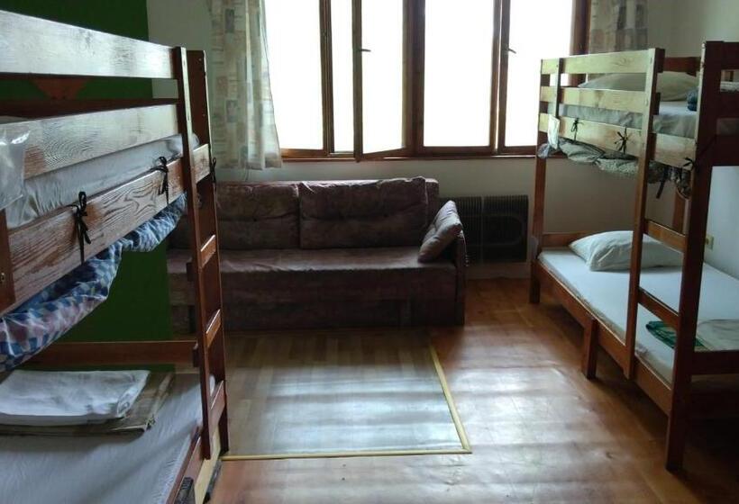 Hostel Varna Botanika