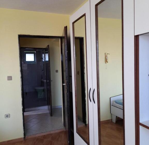 Hostel Varna Botanika