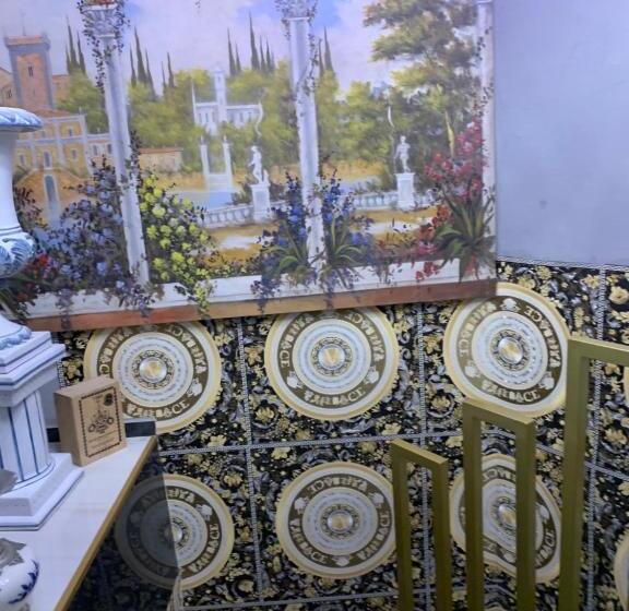 فندق Bristol Palace