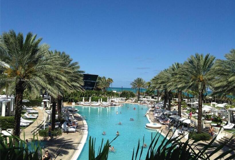 هتل Fontainebleau Miami Beach